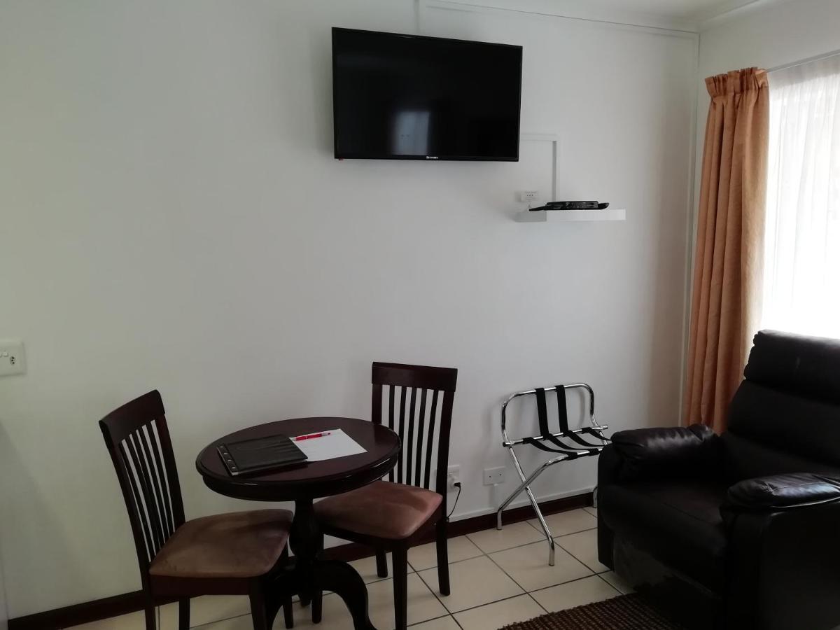 Newton Sands Guesthouse Port Elizabeth Exterior foto